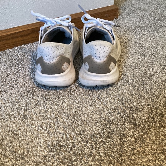 Under armor, speed form, tennis shoes - Picture 4 of 6